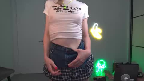 VelvetTGirl online show from 12, 3, 2026