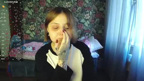 Snapshot of vendymories chatting on 20, 6, 2026 eva 3 online show from 20, 6, 2026