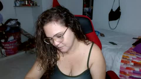 Snapshot of venecasexy44 chatting on 9, 7, 2026 venecasexy44 online show from 9, 7, 2026