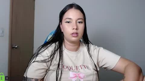Snapshot of venus__24 chatting on 27, 5, 2026 venus online show from 27, 5, 2026