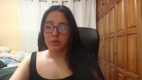 Snapshot of venus_cat_ chatting on 26, 4, 2026 Venus online show from 26, 4, 2026