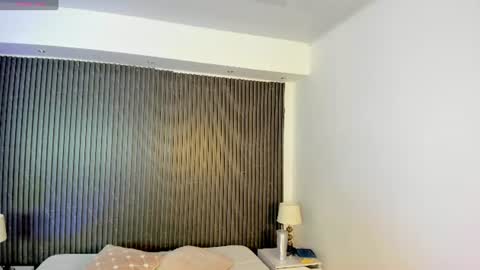 Snapshot of venus_cooperr chatting on 2, 7, 2026 Venus Cooperr online show from 2, 7, 2026