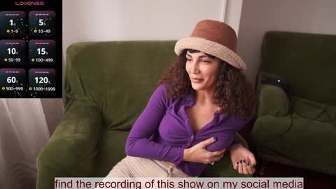 Bella online show from 5, 11, 2025