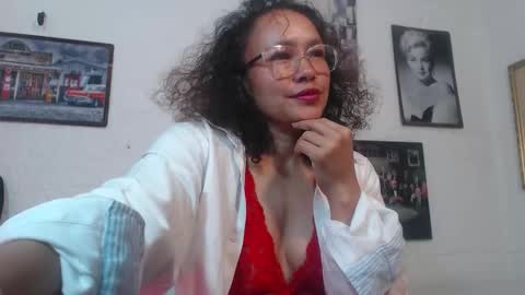 venus_lov online show from 6, 10, 2025