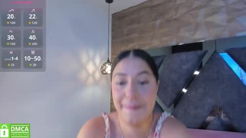 Snapshot of venus_velez chatting on 17, 12, 2025 Venus online show from 17, 12, 2025