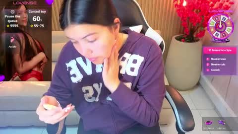 Snapshot of venus_velvet_tp chatting on 21, 5, 2026 Venus online show from 21, 5, 2026