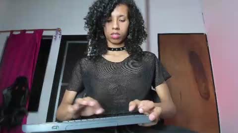 venuss_03 online show from 12, 7, 2026