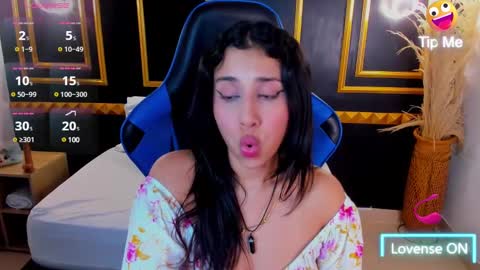 Nice to greet you my name is Vanessa  online show from 17, 2, 2025