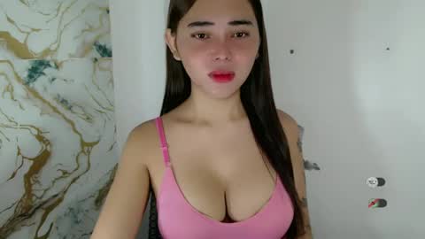 Snapshot of veola_sexy chatting on 9, 7, 2026 veola_sexy online show from 9, 7, 2026