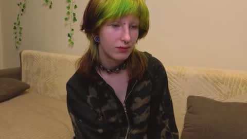 Snapshot of veolatownson chatting on 13, 9, 2025 Erica online show from 13, 9, 2025