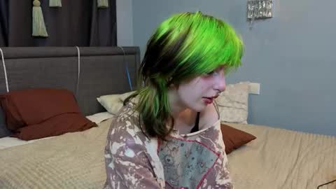 Snapshot of veolatownson chatting on 1, 10, 2025 Erica online show from 1, 10, 2025