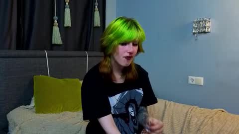 Snapshot of veolatownson chatting on 15, 10, 2025 Erica online show from 15, 10, 2025