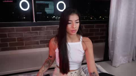 Snapshot of vero_cam chatting on 19, 2, 2025 vero_cam online show from 19, 2, 2025