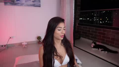 Snapshot of vero_cam chatting on 27, 2, 2025 vero_cam online show from 27, 2, 2025