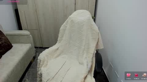 Snapshot of veromars_ chatting on 21, 10, 2025 Catalina online show from 21, 10, 2025