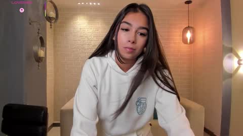 Vero  online show from 25, 10, 2025