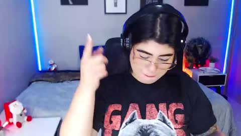 Miss Veronika online show from 17, 12, 2024