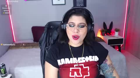 Miss Veronika online show from 20, 2, 2025