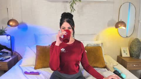 Veronica  online show from 7, 1, 2025