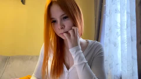 Snapshot of vertiegartrell chatting on 17, 5, 2026 Lina online show from 17, 5, 2026