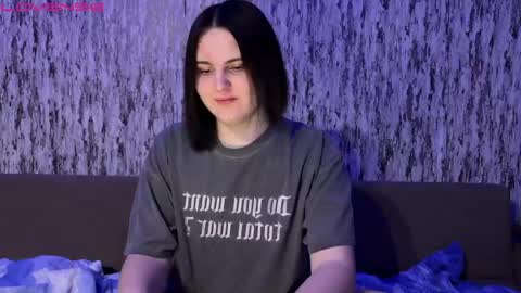 Karina followed me bb online show from 23, 12, 2024