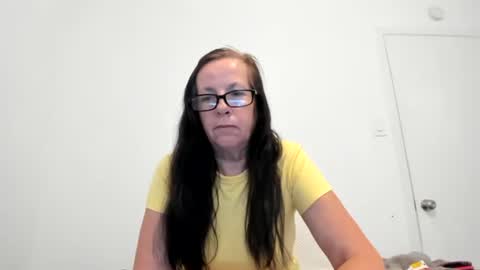Snapshot of verysassypeachgoddess chatting on 18, 5, 2026 verysassypeachgoddess online show from 18, 5, 2026
