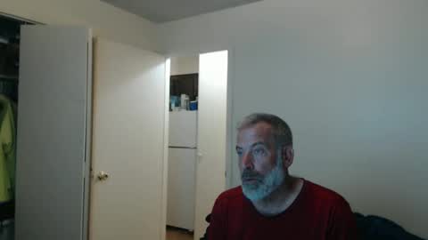 hairy man online show from 1, 3, 2026