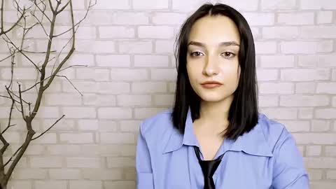 Snapshot of veryveryshygirl chatting on 8, 3, 2025 Ana online show from 8, 3, 2025