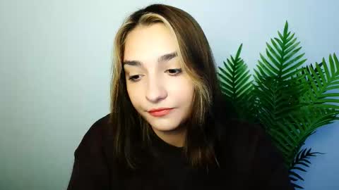 Snapshot of veryveryshygirl chatting on 11, 11, 2025 Ana online show from 11, 11, 2025