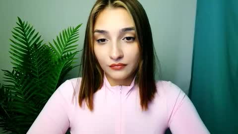 Snapshot of veryveryshygirl chatting on 14, 11, 2025 Ana online show from 14, 11, 2025