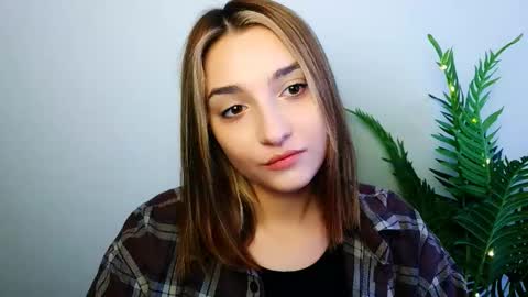 Snapshot of veryveryshygirl chatting on 8, 1, 2026 Ana online show from 8, 1, 2026