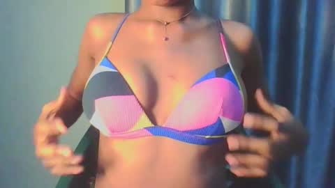 verywetpussy  online show from 28, 9, 2025