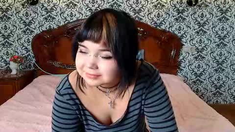 Snapshot of vesper_lynn chatting on 9, 8, 2026 vesper_lynn online show from 9, 8, 2026