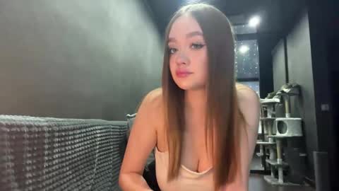 Esta online show from 21, 11, 2025