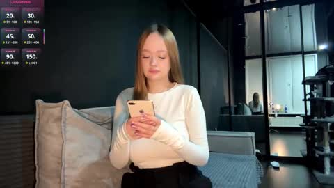 Esta online show from 8, 1, 2026