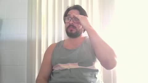 vesturelove online show from 2, 11, 2025