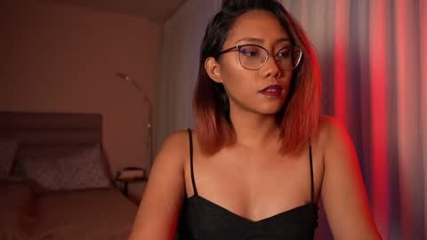 Snapshot of vexanyx chatting on 19, 5, 2026 Vexa Nyx online show from 19, 5, 2026