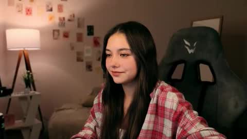 Snapshot of vexorin chatting on 24, 11, 2025 Rachel online show from 24, 11, 2025