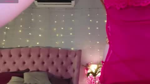 Snapshot of vi__sky chatting on 20, 2, 2026 Alice please dont forget to thumbs up me online show from 20, 2, 2026