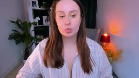 Camilla online show from 3, 4, 2026