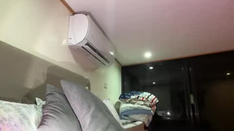 via_olala online show from 14, 12, 2025