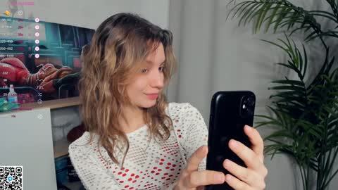 Snapshot of vibes_of_joy chatting on 23, 1, 2025 Mikky online show from 23, 1, 2025
