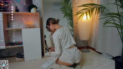 Snapshot of vibes_of_joy chatting on 8, 2, 2025 Mikky online show from 8, 2, 2025