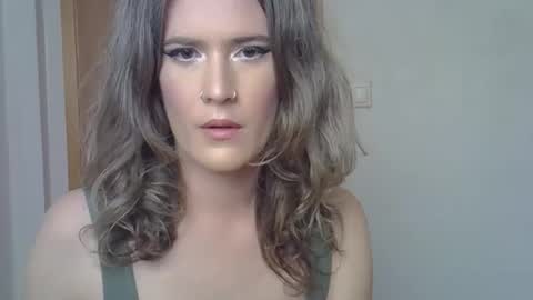 Snapshot of vibezmoon420 chatting on 23, 9, 2025 Sexy online show from 23, 9, 2025