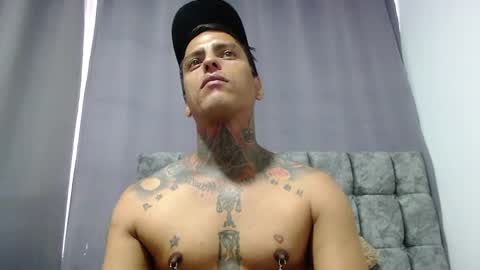 Snapshot of vicctorzc chatting on 20, 6, 2026 Victor cardenas online show from 20, 6, 2026