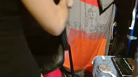 Snapshot of vicesana chatting on 17, 10, 2025 vices online show from 17, 10, 2025