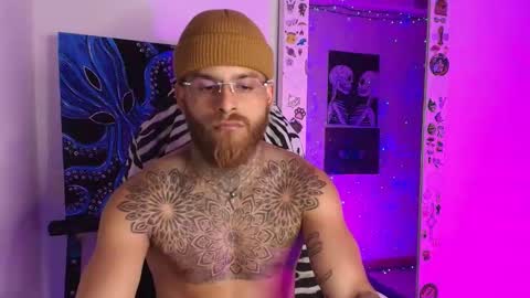 Snapshot of vickingcock7 chatting on 11, 2, 2026 vickingcock7 online show from 11, 2, 2026