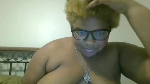 vickiryder56 online show from 13, 11, 2025