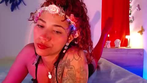 Vicky  online show from 29, 12, 2024