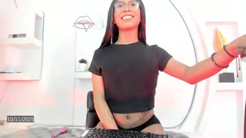 vicky_hottman online show from 11, 11, 2025